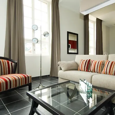 Aparthotel Tempologis - Chateau De La Rochette *