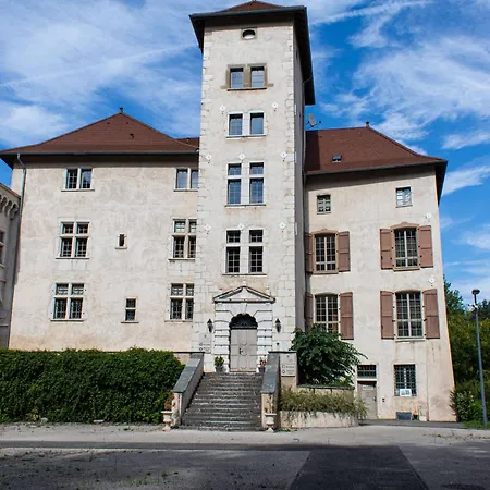 Aparthotel Tempologis - Chateau De La Rochette *