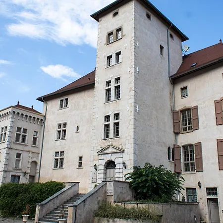 Aparthotel Tempologis - Chateau De La Rochette *