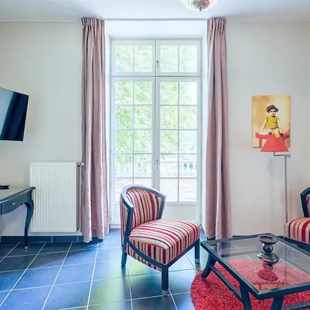 Apartahotel Tempologis - Chateau De La Rochette