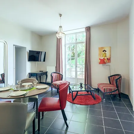 Appart hôtel Tempologis - Chateau De La Rochette Fontaine (Isere)